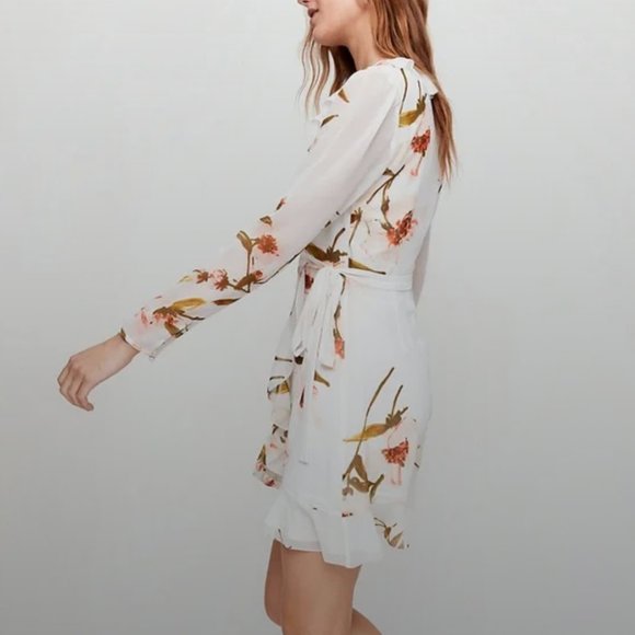Aritzia Wilfred Louise Wrap Dress - Picture 4 of 8